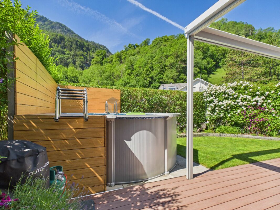 Bezauberndes 5.5 Zimmer - Doppeleinfamilienhaus & Garten in Top-Quartier