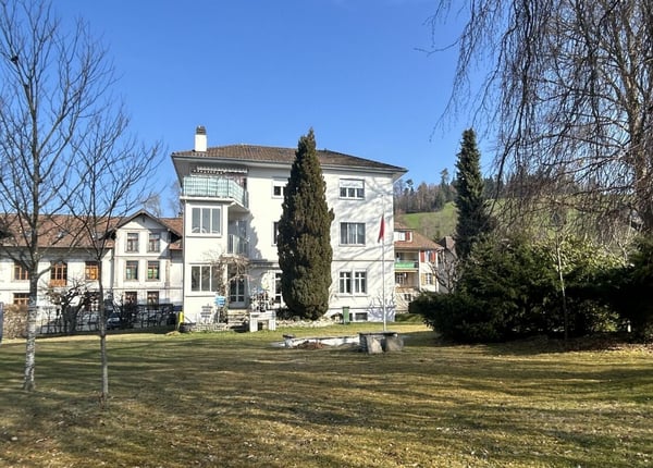 Spannendes Projekt aus Mehrfamilienhaus und grossem Gartenanteil als Baulandreserve 16