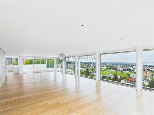 Exklusive Attikawohnung mit Panoramasicht auf den Bodensee 2