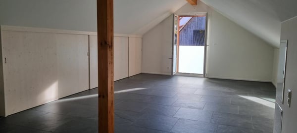Totalsaniertes Mehrfamilienhaus mit 4 Wohneinheiten 8