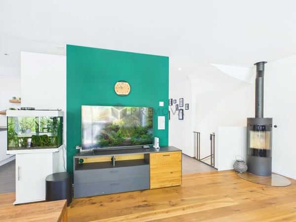 Bezauberndes 5.5 Zimmer - Doppeleinfamilienhaus & Garten in Top-Quartier 5