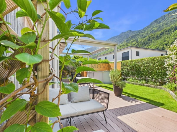 Bezauberndes 5.5 Zimmer - Doppeleinfamilienhaus & Garten in Top-Quartier 1