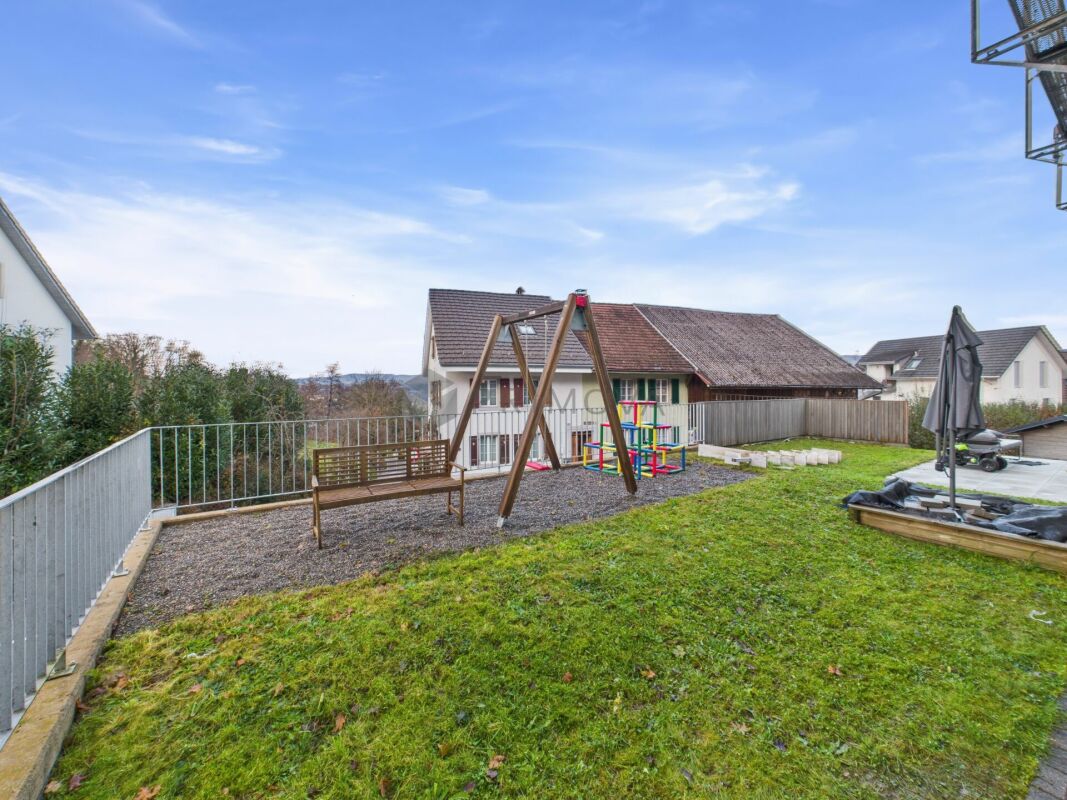 Immobilie in Wohlenschwil - Licht, Weitsicht und Komfort - Bild 9