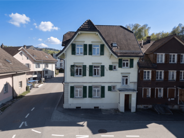 Charmantes Eckhaus mit zwei Wohneinheiten - vielseitig nutzbar mit attraktiver Perspektive 11
