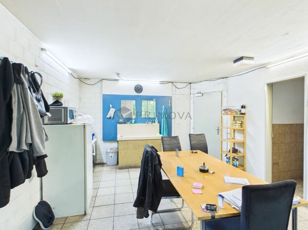 Gewerbehalle mit Aussenfläche - ideal für Logistik und Transport 10