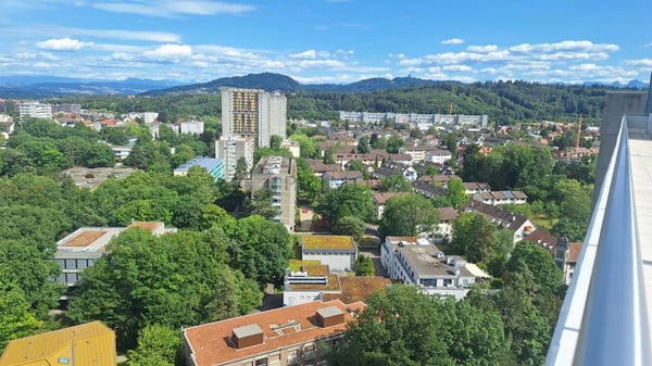 Urbaner Weitblick über Bern stilvoll wohnen im 19. Stock 11