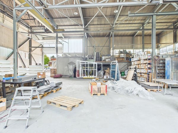 Gewerbehalle mit Aussenfläche - ideal für Logistik und Transport 7