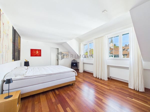Lichtdurchflutete Maisonette mit Stil, Charme und traumhafter Aussicht 9