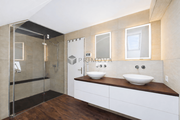Lichtdurchflutete Maisonette mit Stil, Charme und traumhafter Aussicht 7
