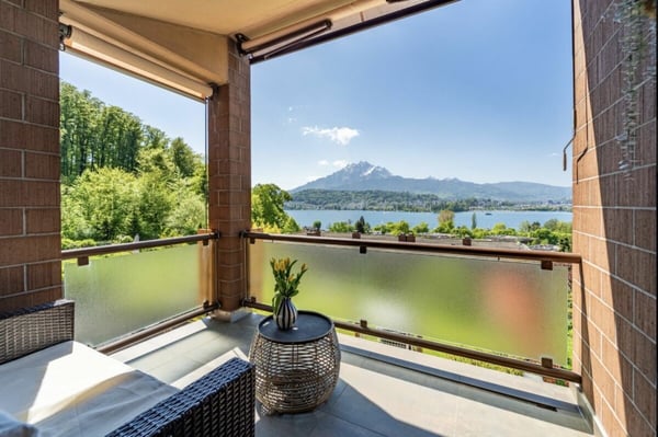 Logenplatz über dem Vierwaldstättersee, elegantes Reihenhaus-Juwel in Luzern 7