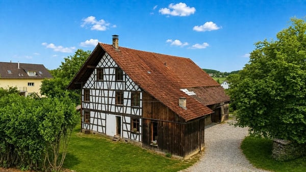 Historisches Fachwerkhaus auf 1'706 m² Grundstück mit Entwicklungspotenzial 2
