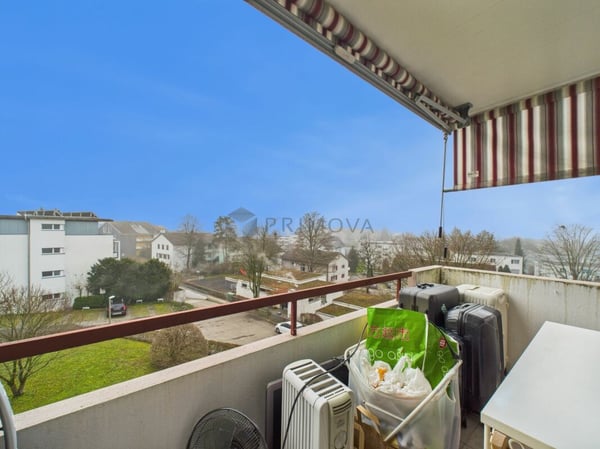 Helle und modern sanierte 3 Zimmer-Wohnung mit Balkon in Effretikon