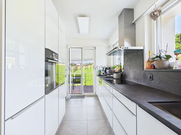 Exklusives 7.5 Zimmer-Einfamilienhaus mit 191 m² Wohnfläche und Alpenblick komplett saniert 4