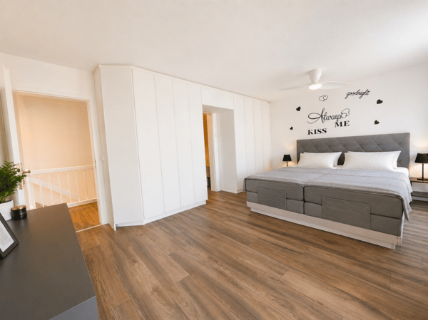 Urbane Maisonette mit privater Wellness-Oase und Aussicht im Zentrum. 6