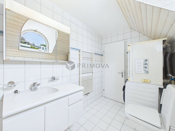 Licht, Charme & Gemütlichkeit - 2.5 Zimmer-Dachwohnung in Klingnau 9