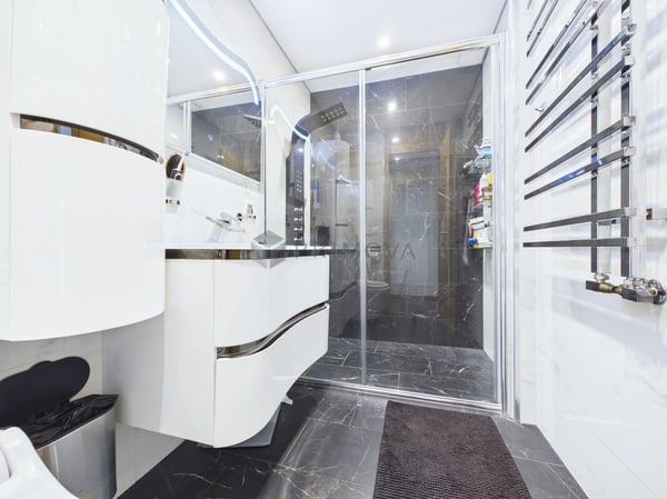 Modernisiertes Terrassen-Bijou 6