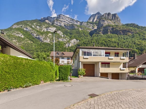 Einfamilienhaus mit Einliegerwohnung in Heiligkreuz (Mels) 17