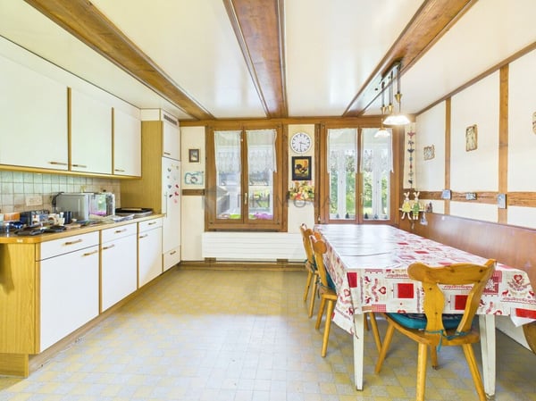 Gepflegtes Bauernhaus mit grosser Baulandreserve im schönen Seeland 7