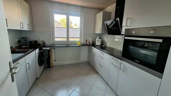 Drei-Familienhaus mit grosser Garage/Werkstatt 13