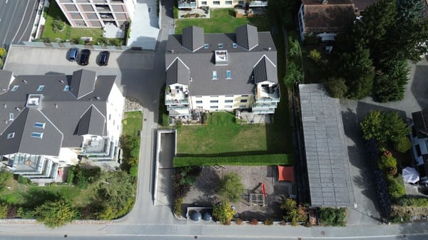 Hochwertig renovierte 3.5 Zimmer-Wohnung mit sonniger Südterrasse in Trimmis 15