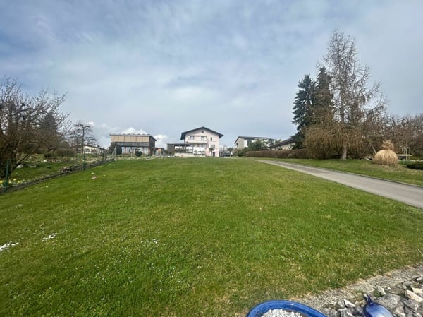 Luxuriöses Einfamilienhaus an begehrter Aare-Lage 3