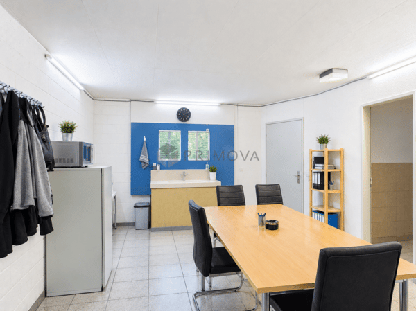 Gewerbehalle mit Platz für Ihren Fuhrpark 4