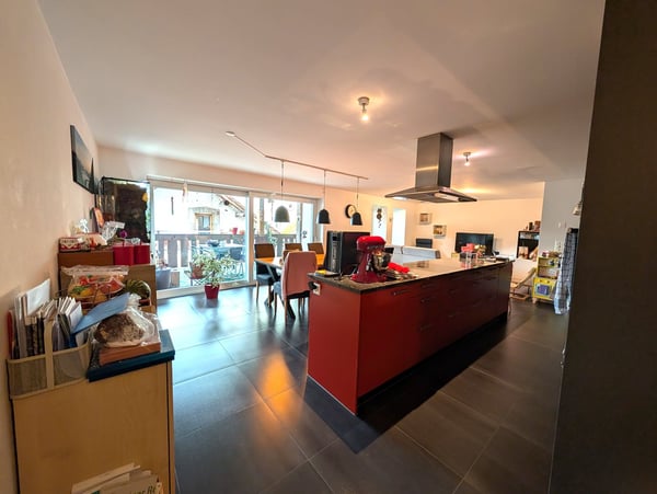 Moderne 3.5-Zimmer-Wohnung mit Balkon in Erlach 3
