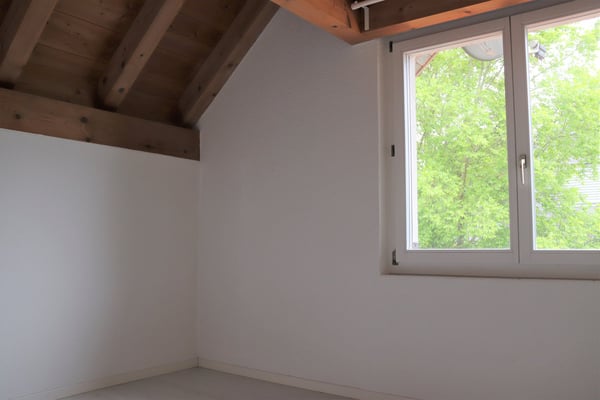 Moderne 3.5-Zimmer Wohnung mit Galerie 12