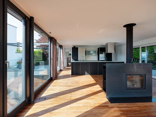 Privatsphäre trifft auf durchdachte Architektur / Privacy meets refined architectures 3