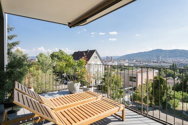 Moderne 5.5-Zimmer-Terrassenwohnung in Zürich-Höngg – Neubau 2023