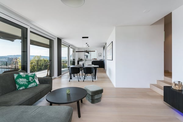 Moderne 5.5-Zimmer-Terrassenwohnung in Zürich-Höngg – Neubau 2023 2