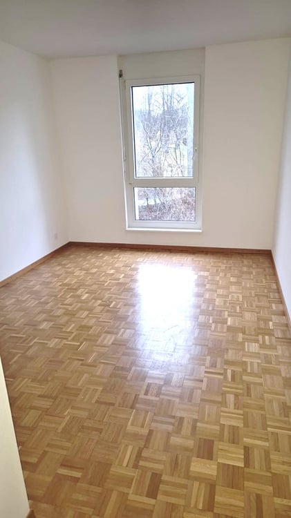 Spacieux et Charmant 1.5 pièce avec Grand Balcon et Parking  ! 7