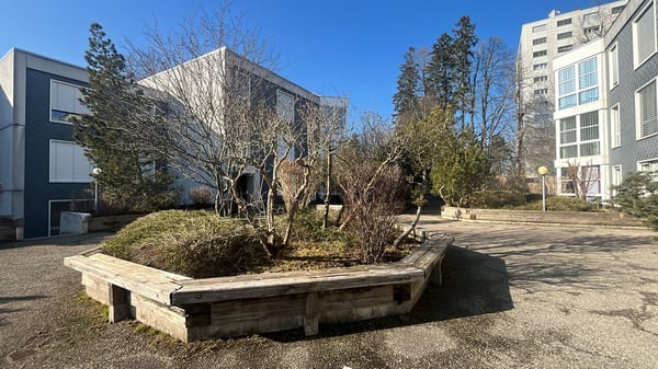 Spacieux et Charmant 1.5 pièce avec Grand Balcon et Parking  ! 12