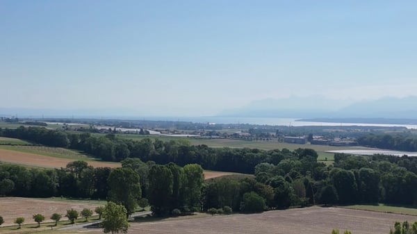 co-exclusivité: Attique en duplex de 275 m² à La Rippe (10' de Nyon) 11
