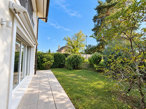 Un appartement rare au cœur de Founex 16