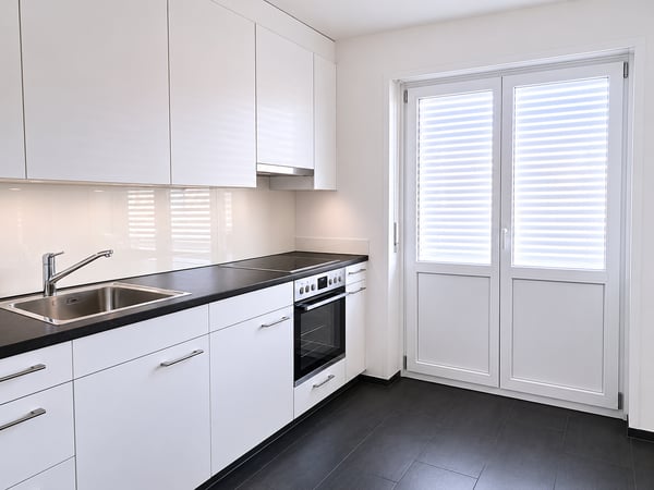 Charmante 2-Zimmer-Wohnung mit zwei Balkone in Basel 3