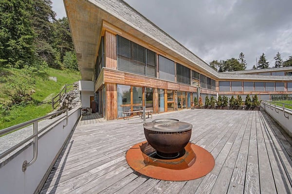 ALPINE FERIENWOHNUNG MIT TRAUMTERRASSE UND SPA 3