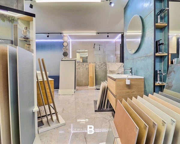 Surface commerciale moderne d'environ 100 m² - Emplacement de choix 4