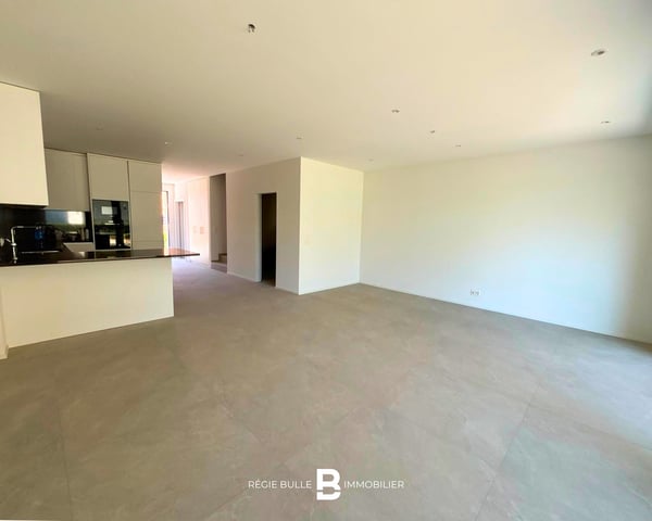 Giffers - Magnifique duplex de 4.5 pièces à louer 2