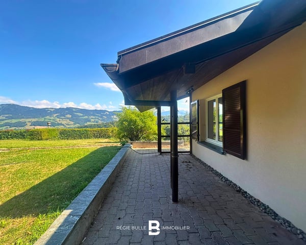 Le Bry - Magnifique villa rénovée avec superbe vue 11