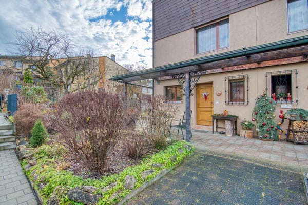 Familienfreundliches 1-Zimmer-Reiheneckhaus mit sonniger Ausrichtung und viel Freiraum für Leben, Arbeiten und Spielen 29