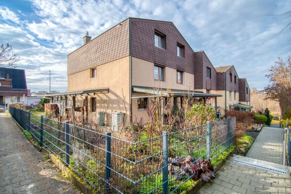 Familienfreundliches 1-Zimmer-Reiheneckhaus mit sonniger Ausrichtung und viel Freiraum für Leben, Arbeiten und Spielen 32