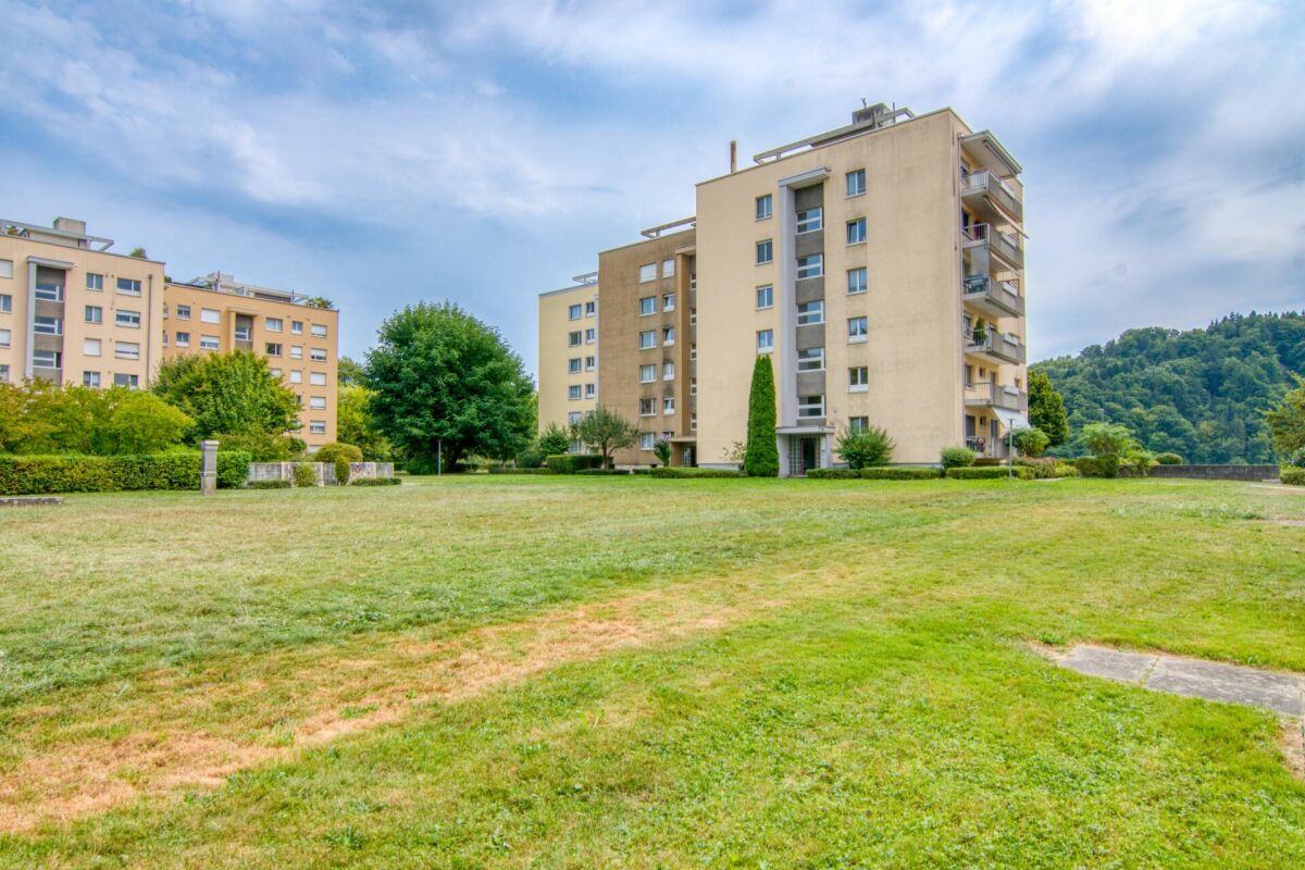 Rückzugsort am Wohlensee: 3.5-Zimmer-Wohnung mit 2 Balkonen & einem Einstellhallenplatz