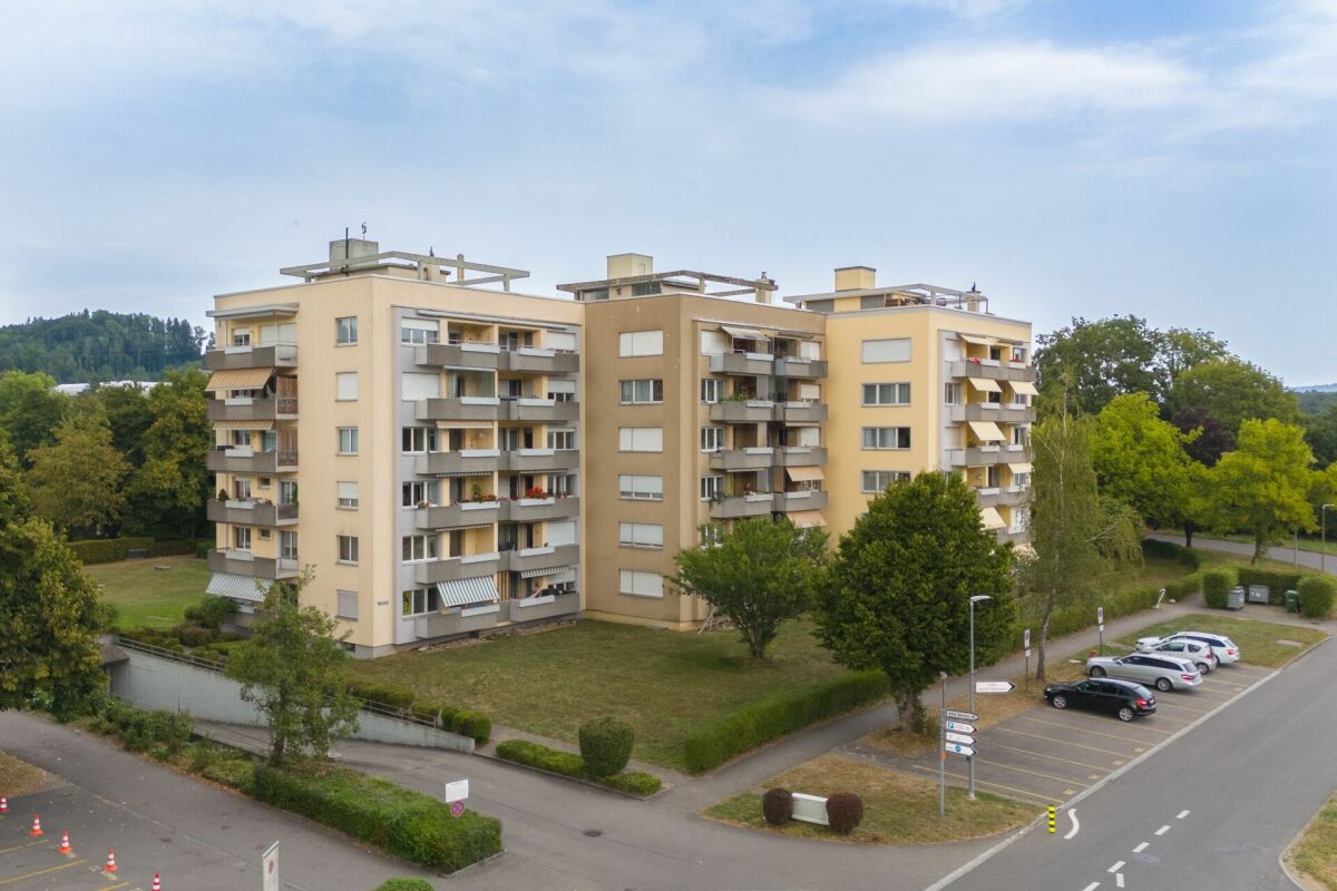 Rückzugsort am Wohlensee: 3.5-Zimmer-Wohnung mit 2 Balkonen & einem Einstellhallenplatz