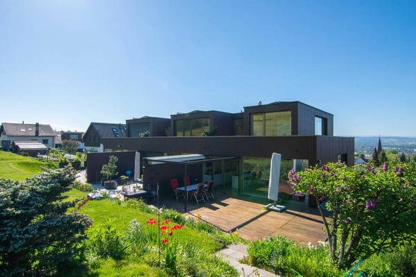 Wohnjuwel mit traumhafter Panoramasicht auf höchstem Niveau im Spiegel 21