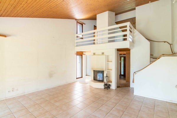 Sanierungsobjekt mit grossem Neu- oder Umbaupotenzial: 5.5-Zimmer Einfamilienhaus nur 10 Gehminuten vom Bielersee! 4