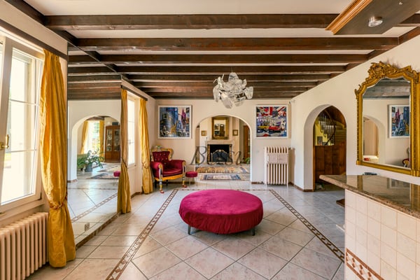 Villa 6 ch., piscine & jacuzzis, à 15mn de la gare de Nyon 2