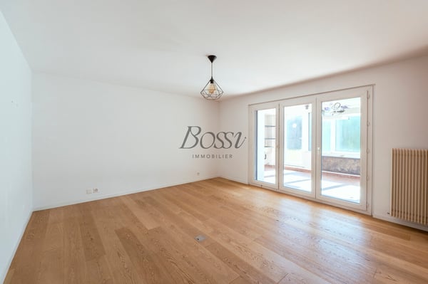 Maison individuelle rénovée de 5 chambres avec garage et jardin 9