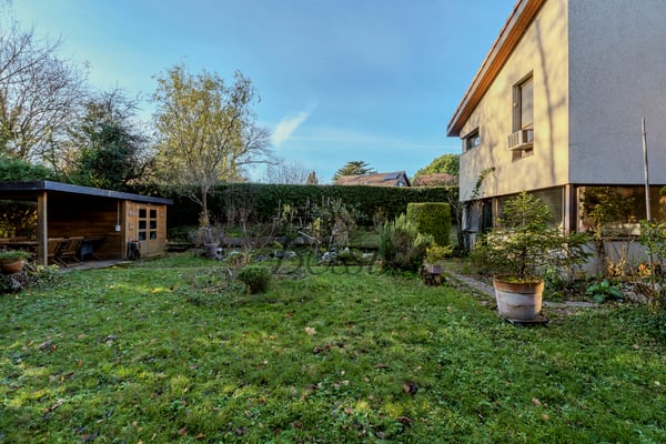 Maison d'architecte, jardin piscinable, 15 min à pied gare et centre 4