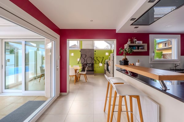 Villa lumineuse avec piscine: autonomie énergétique et droit à bâtir 6